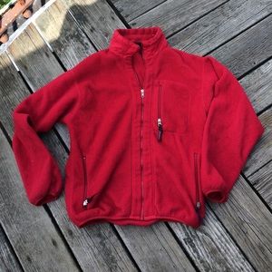Vintage red Patagonia syncilla