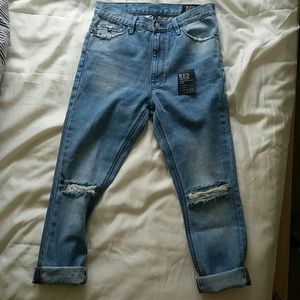 SOLD Brand New Res Slacker Boyfriend Jean