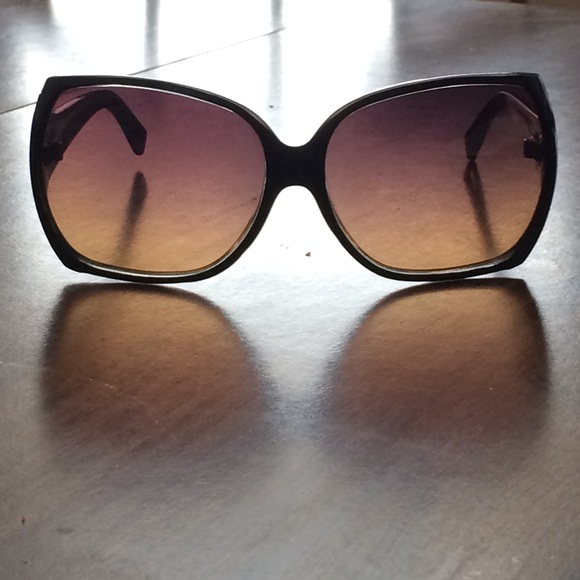 Vonzipper "Trudie" Sunglasses
