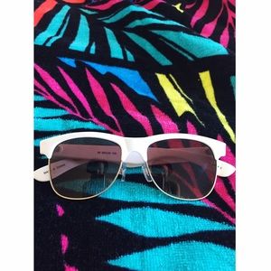 FINAL SALE | White sunglasses