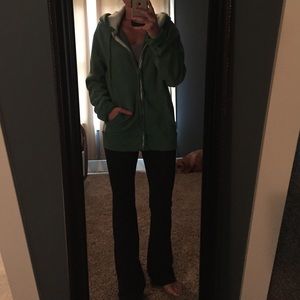 Ruehl No. 925 green zipped hooded sweatshirt