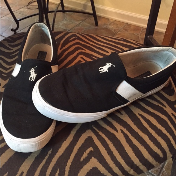 Polos