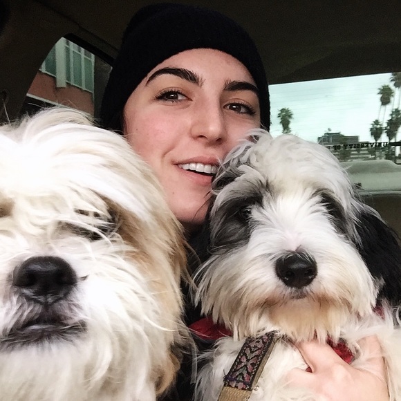 Meet your Posher, Leanna