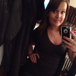 Meet your Posher, Kayla