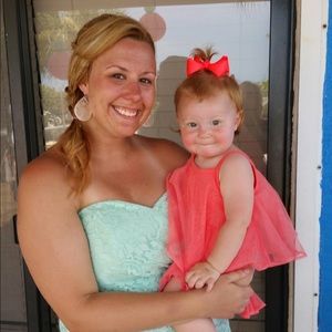 Meet your Posher, Lauren