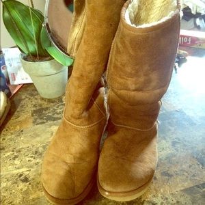 Used ugh boots