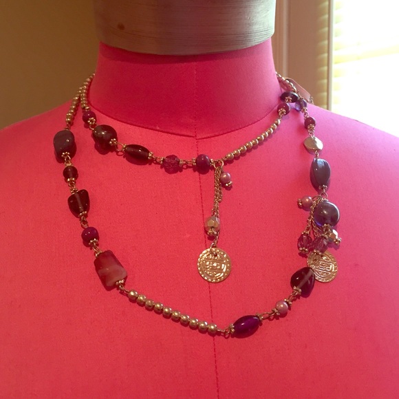 Beaded necklace and earring set