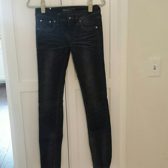 Skinny jeans