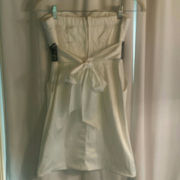 Semi formal dress for any special occasion.