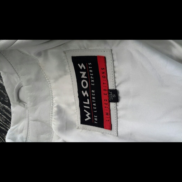 Leather jacket - Picture 2 of 3