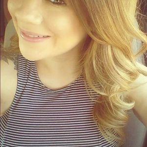 Meet your Posher, Mia