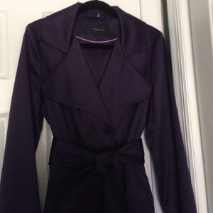 NWOT TAHARI. Trench Coat
