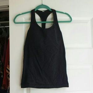 Lululemon work out tank
