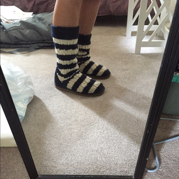Knit navy and off white UGG boots