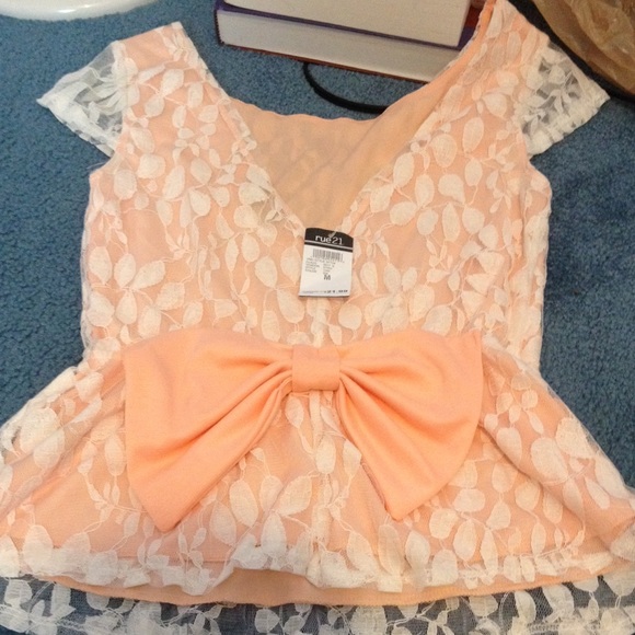 Brand new Rue 21 shirt