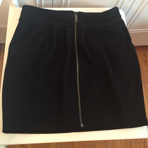 Black Skirt