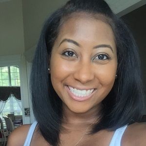 Meet your Posher, Bria