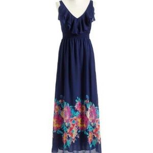 Old Navy: Floral Maxi Dress