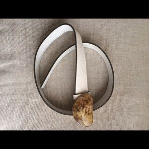 Banana Republic bone colored leather size S belt