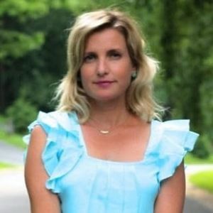 Meet your Posher, Becky