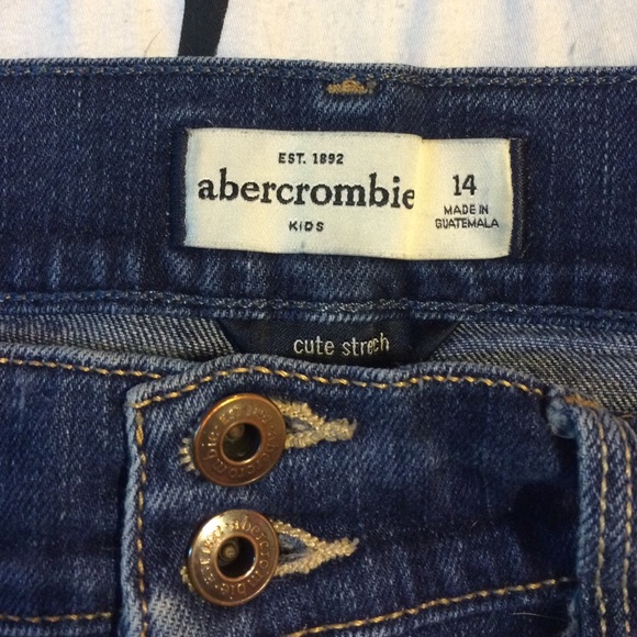 Abercrombie jean shorts - Picture 3 of 3