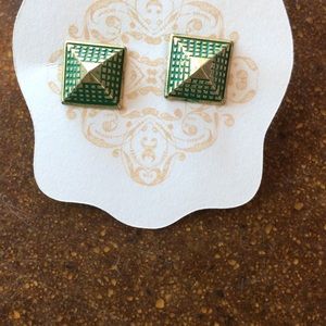 GREEN AND GOLD STUDS