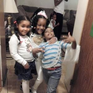 Meet your Posher, Carlita