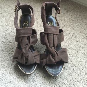 BCBG Brown Wedge Sandals Size 6.5