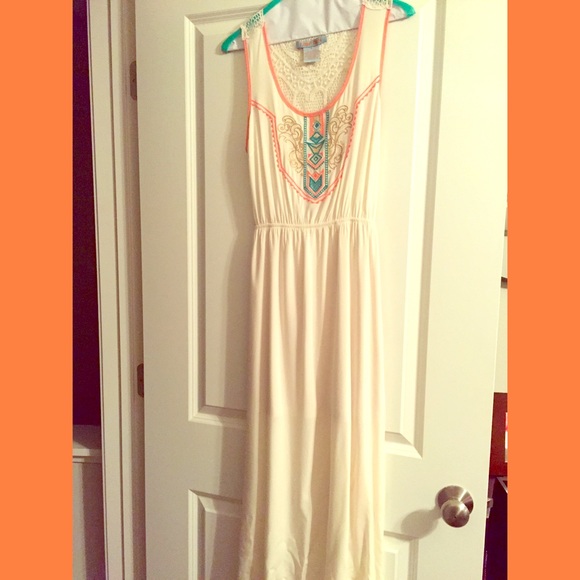 Boutique Maxi Dress Size Small