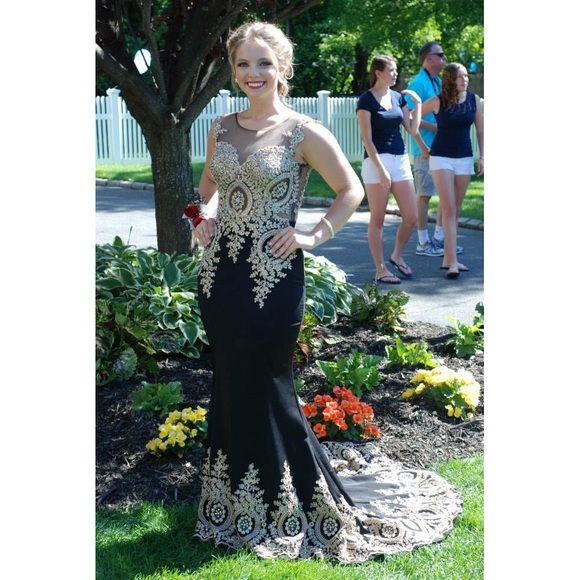 TONY BOWLS  TBE11571
