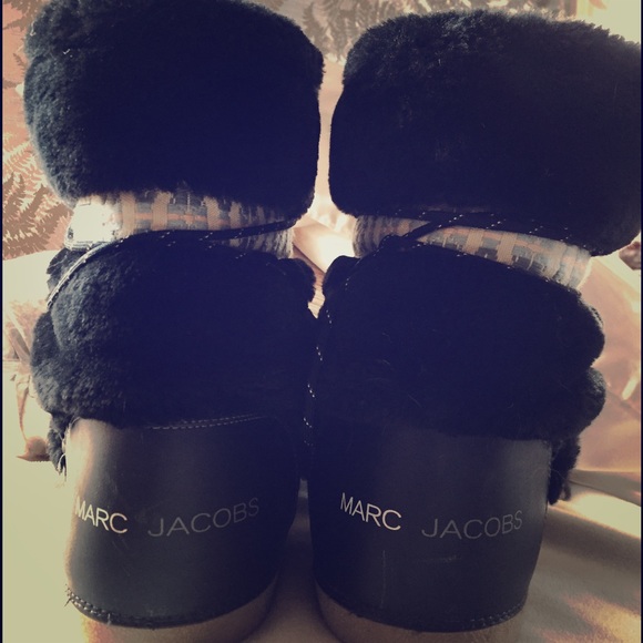 Marc Jacobs snow boots!!!