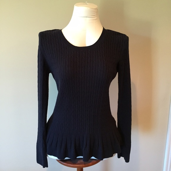 🚫SOLD🚫 IZOD STYLISH SWEATER