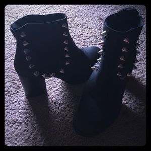 Studded Ankle Booties 7.5/8