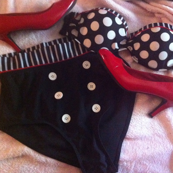 Retro-Style High Waisted Bikini
