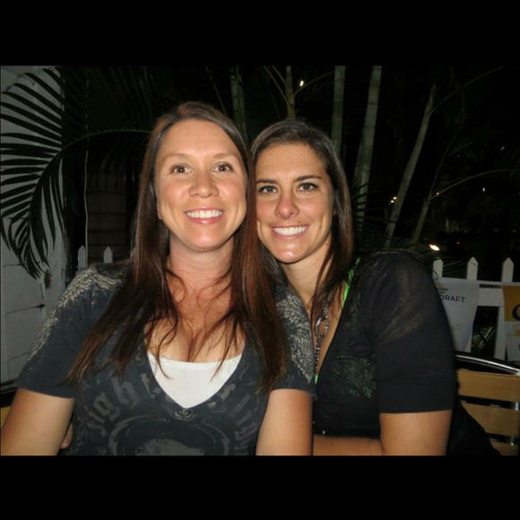 Meet your Posher, Cindy - Picture 1 of 1