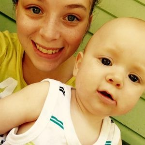 Meet your Posher, Amber