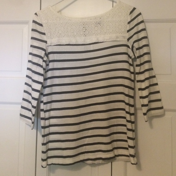 Striped tshirt with lace top! - Picture 1 of 3