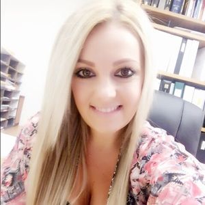 Meet your Posher, Catherine