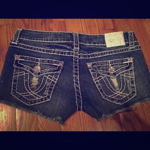 Cutoff denim shorts L.A. Idol. Size M. Bling