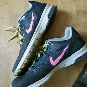 Womans Nike Air Max fusion