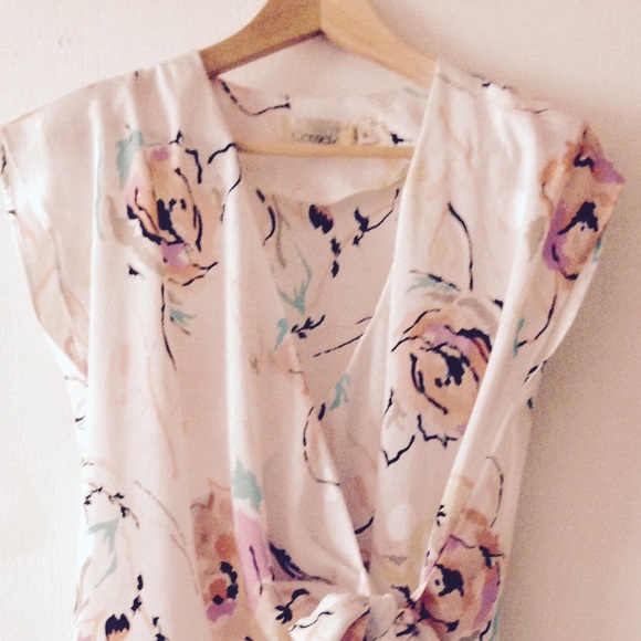 Cassidy Dresses & Skirts - Vintage Cassidy Floral Dress