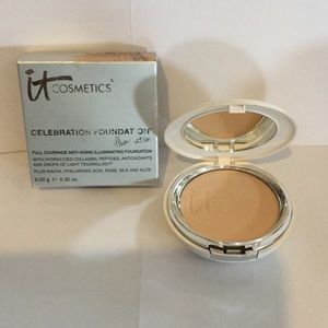 It celebration foundation color light barely used