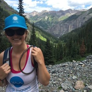 Meet your Posher, Britta