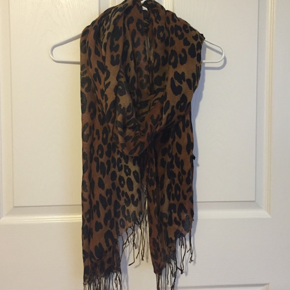 leopard scarf