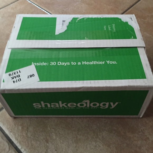 30 day Shakeology Vegan Chocolate