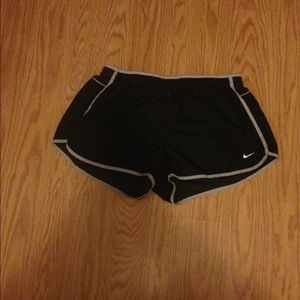 Nike dri fit shorts !