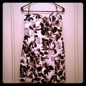 Forever 21 black and white patterned tube dress