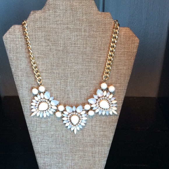 Jewelry - NECKLACE WITH Jewels