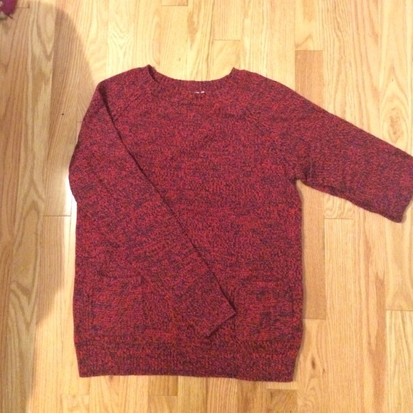 Red and navy wool sweater - Picture 1 of 2