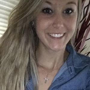Meet your Posher, Shelby